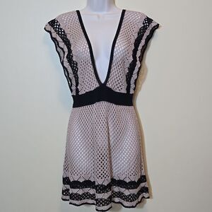 Crocheted Open Knit Swim Coverup Size Medium Tan Black Cottagecore Boho Beach